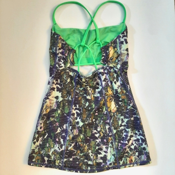 Lululemon Dancing Warrior Tank - Picture 4 of 5